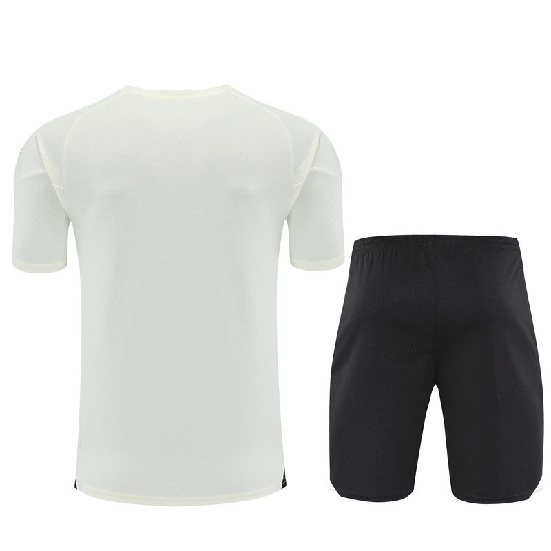 Kit de Treino Liverpool 25/26 Branco